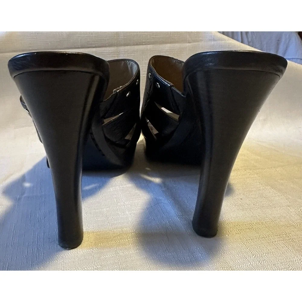 Michael Kors Astor‎ Dark Brown Studded cut-out slide women's sz 8